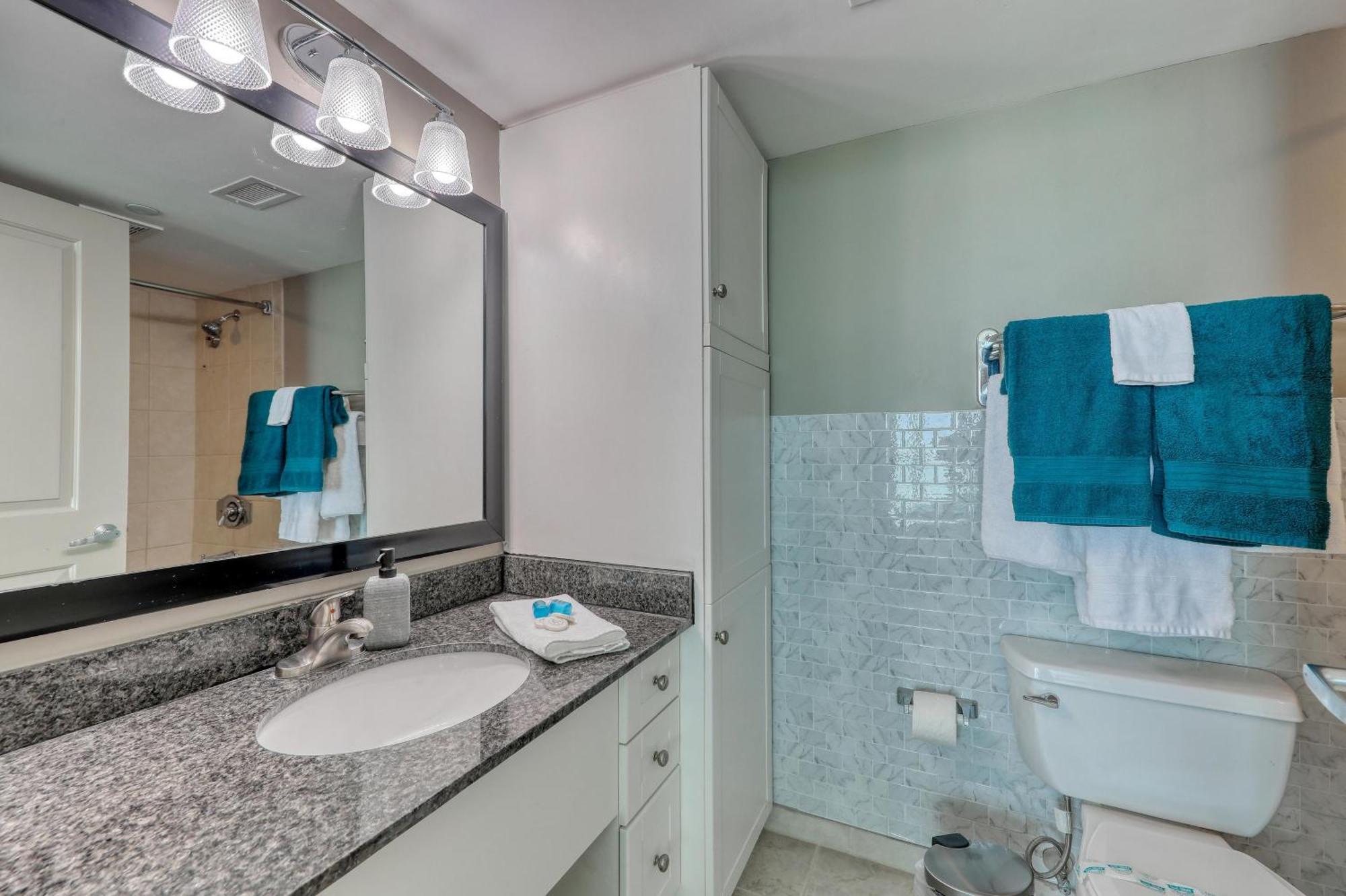 マートルビーチ 107 S Ocean Blvd, 0308 - Ocean Front Sleeps 6ヴィラ エクステリア 写真