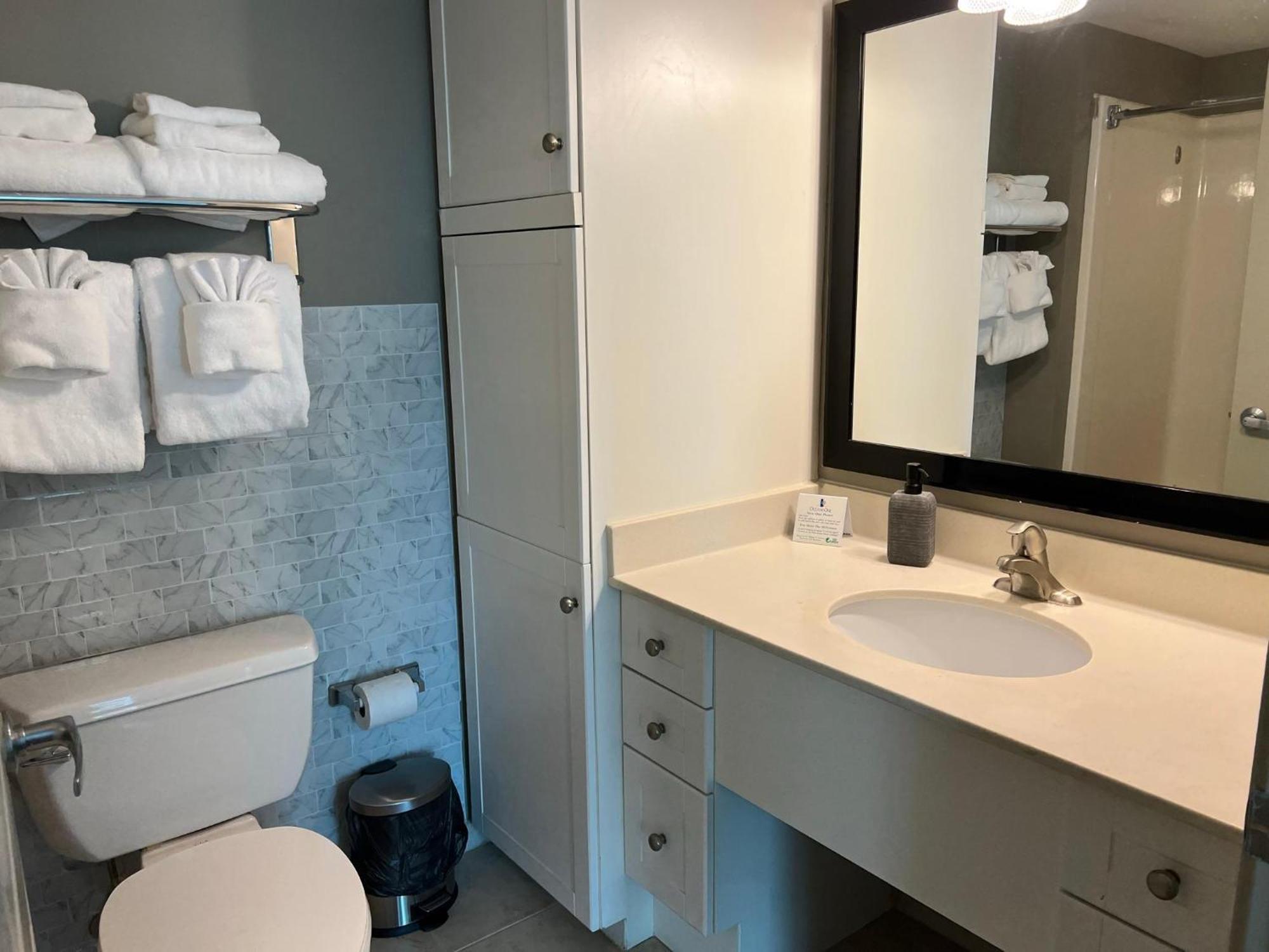 マートルビーチ 107 S Ocean Blvd, 0308 - Ocean Front Sleeps 6ヴィラ エクステリア 写真